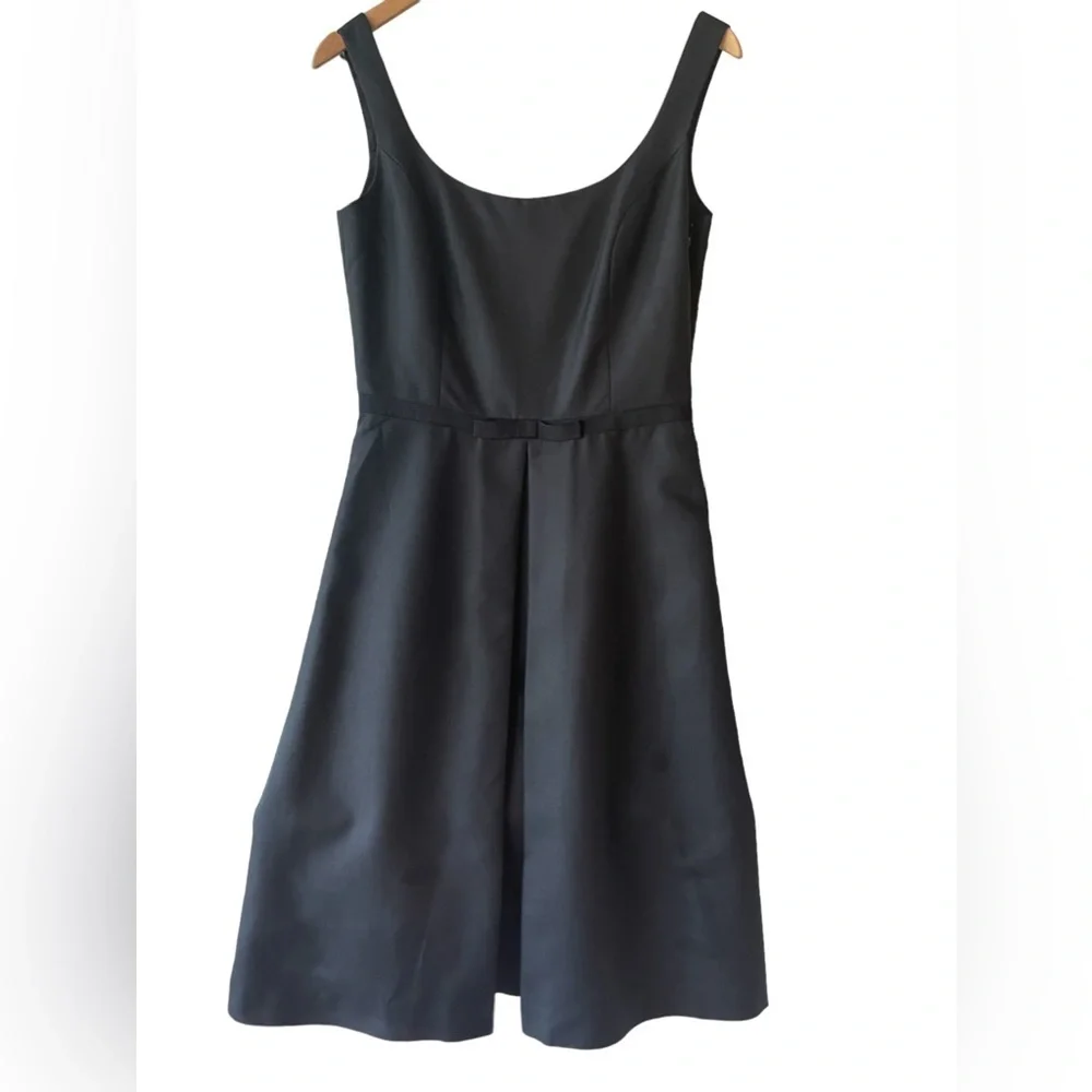🔥🖤Ann Taylor size 2 black dress - it’s EVERYTHING!  Like new condition. SWEET! - Picture 2 of 6